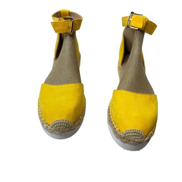 crown & ivy yellow new with tag sandal 6m - Picture 1 of 8